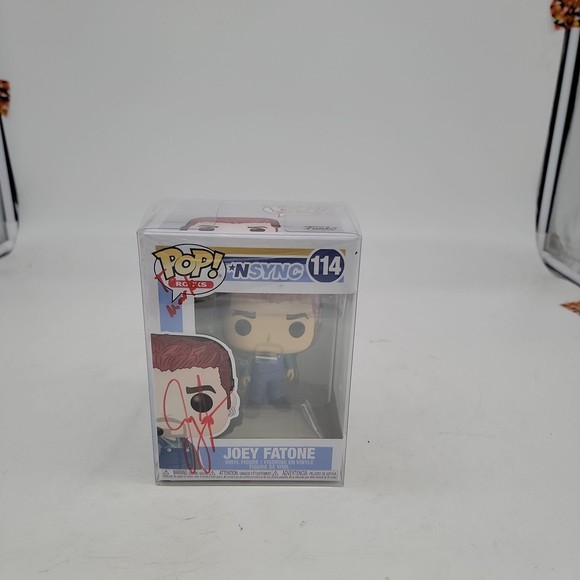 Autographed *NSYNC Joey Fatone with Cards Funko